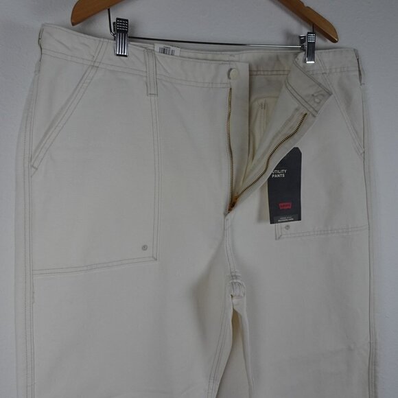 Levi's Utility Pants Jeans Men's 42x32 Off White Ivory Denim Tapered Pockets - Picture 3 of 12